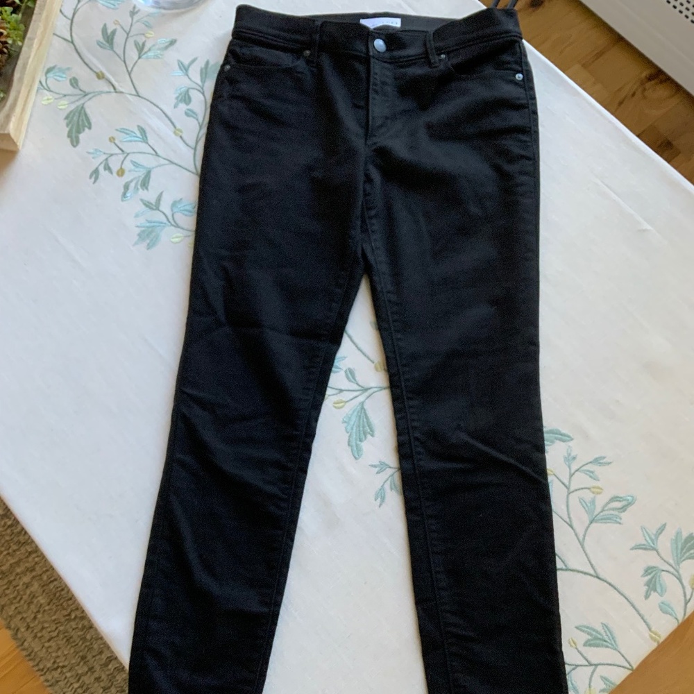 Women's LOFT MODERN SKINNY BACK JEANS  $25